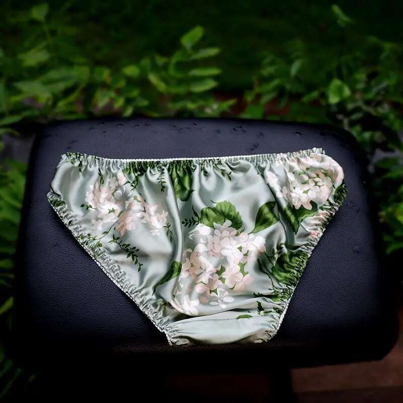 Letnie, kwiatowe, prześwitując – Boyshort Underwear recenzja i cena